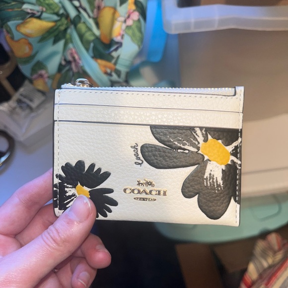 Coach White and Black Wallet with Floral Design - Picture 1 of 3